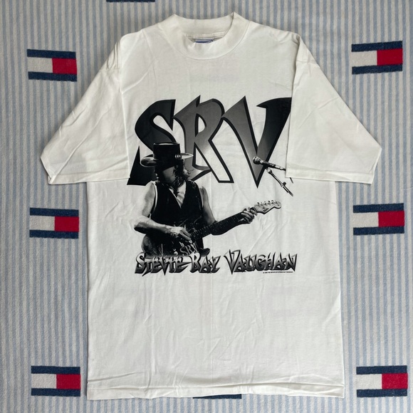 all sport Other - Vintage 1998 Stevie Ray Vaughan SRV Guitar short sleeve tee shirt